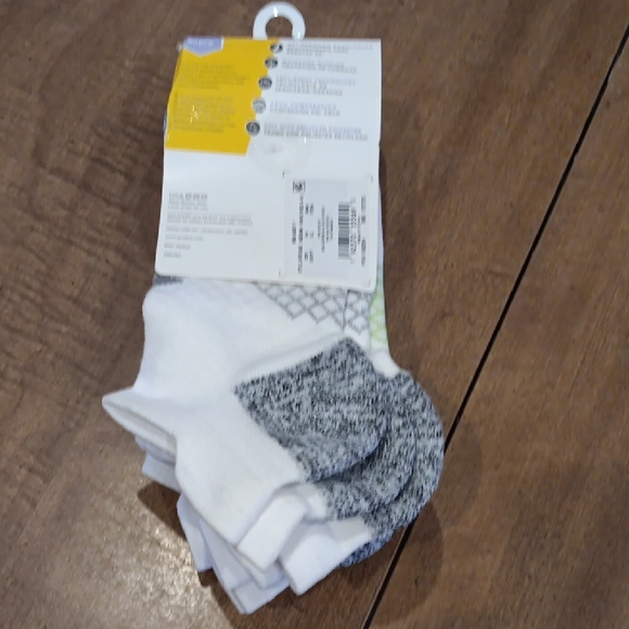 Gold Toe All Pro Women's White and Gray Athletic Socks - Picture 3 of 3